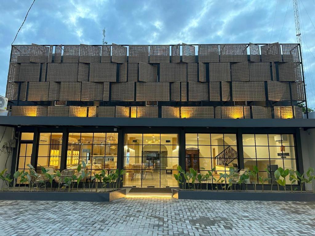 Masri Living By Daphna International Ξενοδοχείο Γιογκιακάρτα Εξωτερικό φωτογραφία